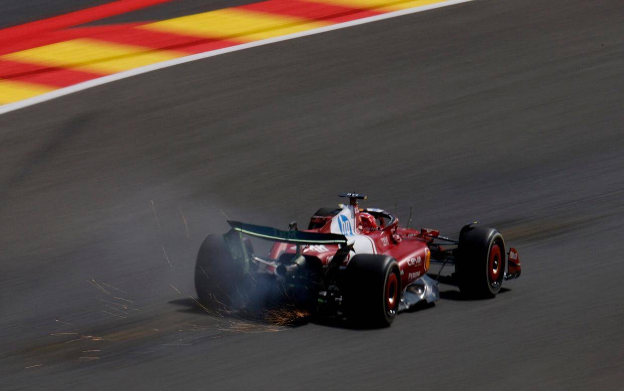 法拉利逆转迈凯伦，勒克莱尔统治全场