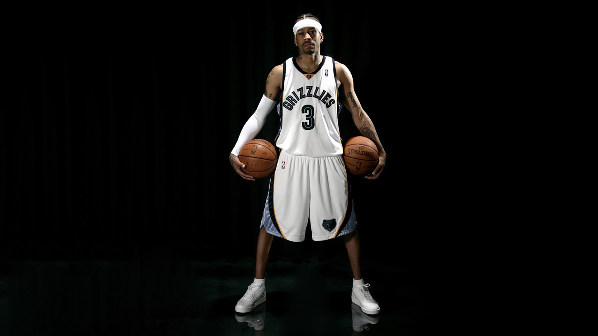 马克西关键时刻接管比赛,尼克斯以窒息式连续得分压制灰熊