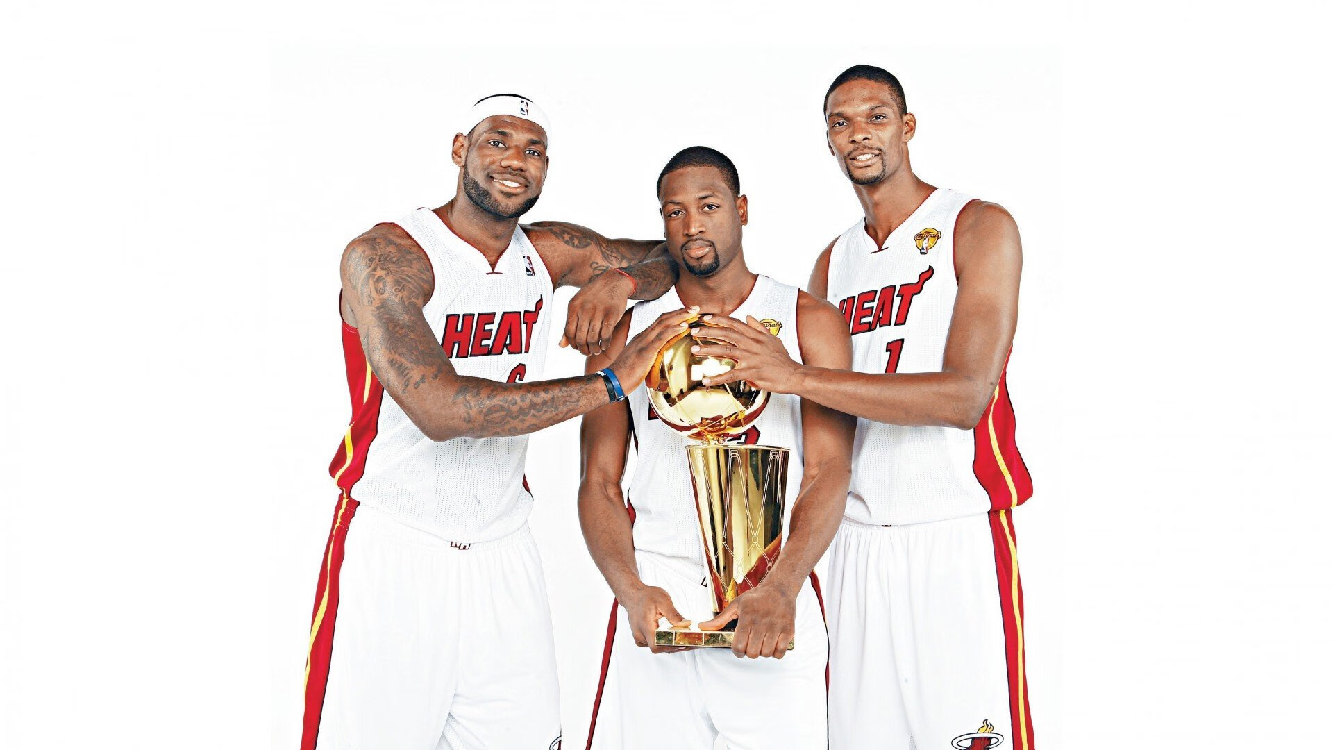 逆境中的双星，日本队惊天翻盘与辛杜刷新纪录的启示